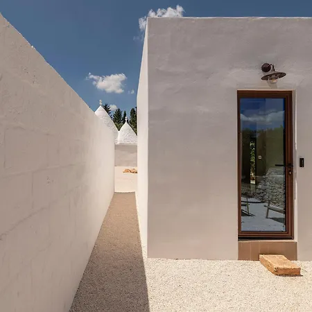 Trullo Biancolatte