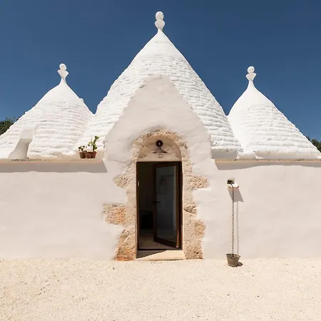 Trullo Biancolatte Ceglie Messapica