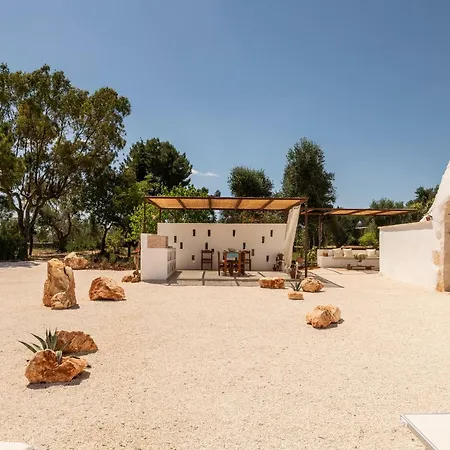 Trullo Biancolatte Hébergement de vacances *