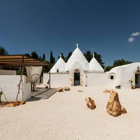 Trullo Biancolatte Ceglie Messapica